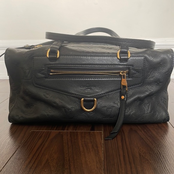 Authentic Monochrome Louis Vuitton shoulder bag - Picture 2 of 16